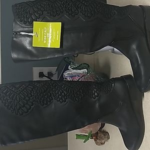 Women's boots